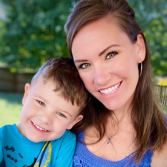 Meet your Posher, Nikki - Picture 5 of 11